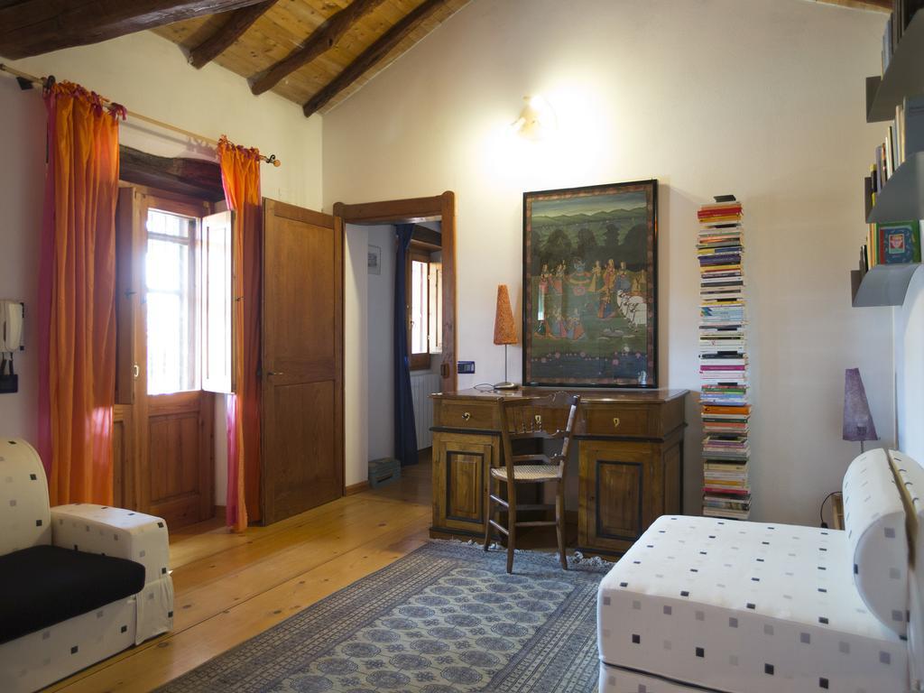 Casa Isotta Acomodação com café da manhã Quartu SantʼElena Exterior foto